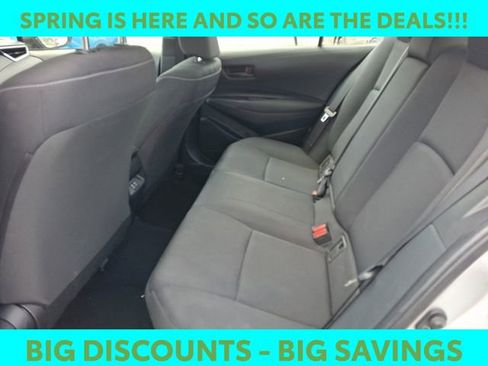 Used 2025 Toyota Corolla LE image 10