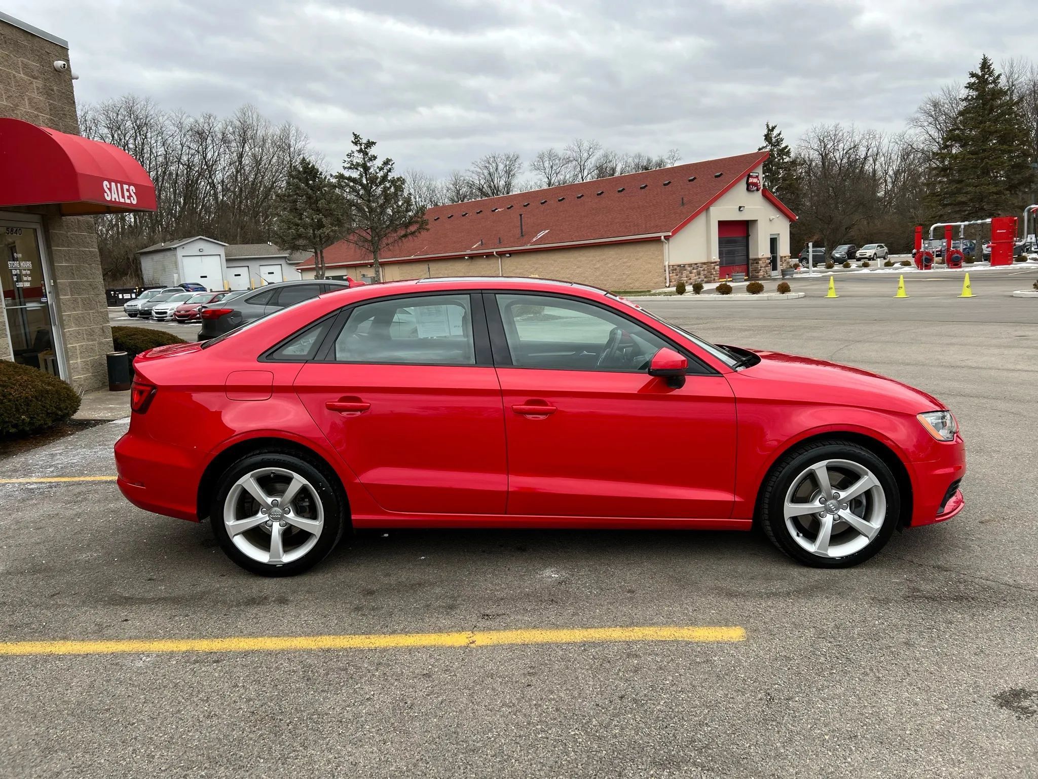 Used 2015 Audi A3 1.8T Premium w/ Cold Weather Package FWD image 4