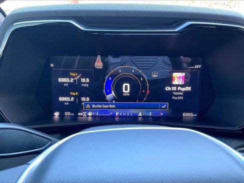 Used 2025 Chevrolet Colorado Z71 w/ Technology Package image 16