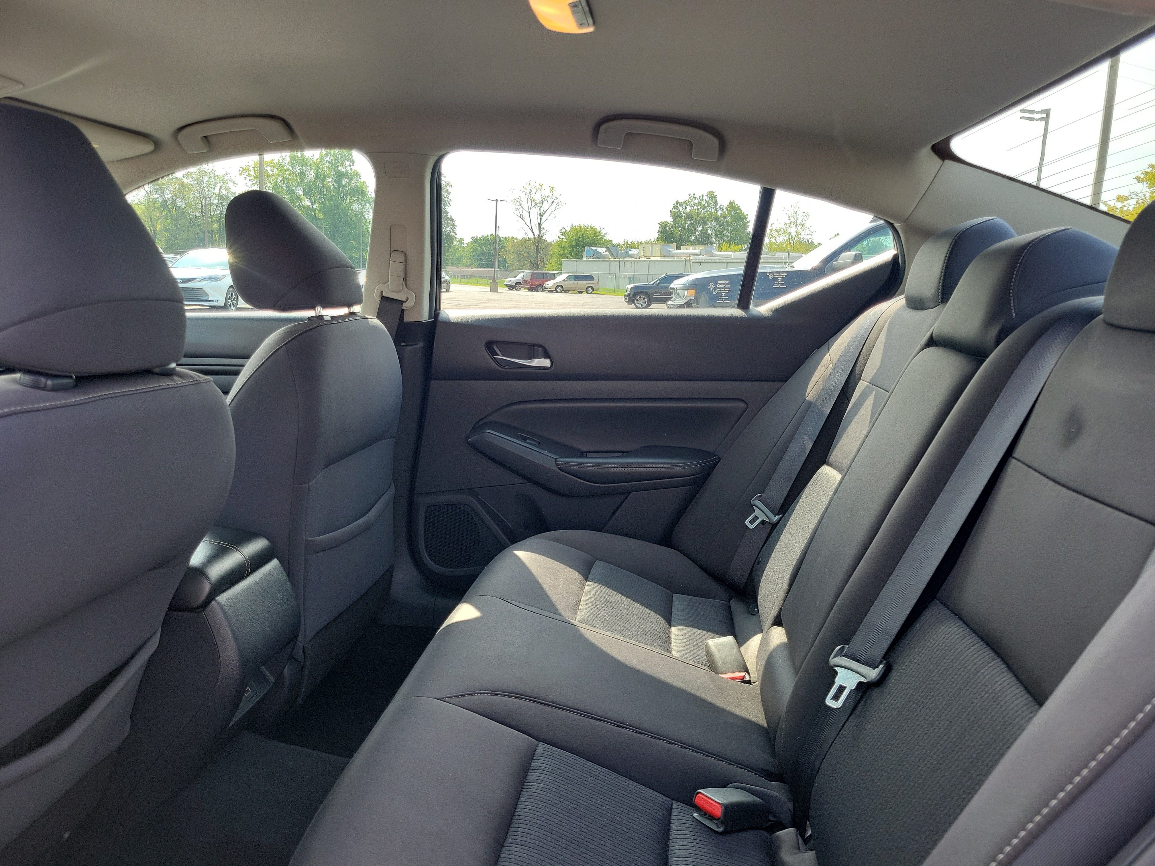Used 2020 Nissan Altima 2.5 S FWD image 11