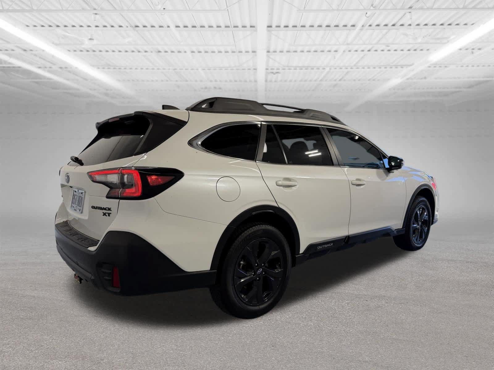 Used 2022 Subaru Outback Onyx Edition XT AWD/4WD image 6