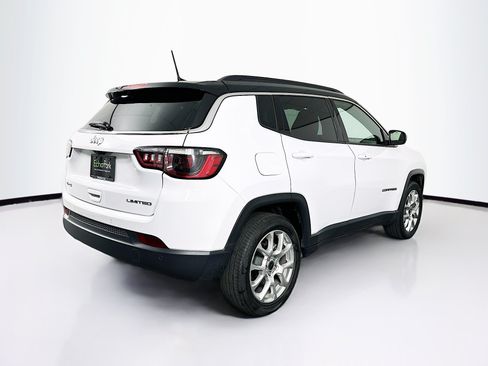 Used 2025 Jeep Compass Limited AWD/4WD image 9