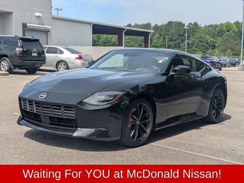 Used 2024 Nissan Z Performance w/ Floor Mat Package RWD image 1
