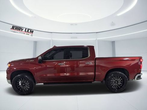 Used 2023 Chevrolet Silverado 1500 LTZ w/ LTZ Convenience Package II AWD/4WD image 6
