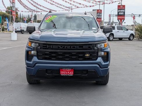 Used 2024 Chevrolet Silverado 1500 Custom RWD image 2