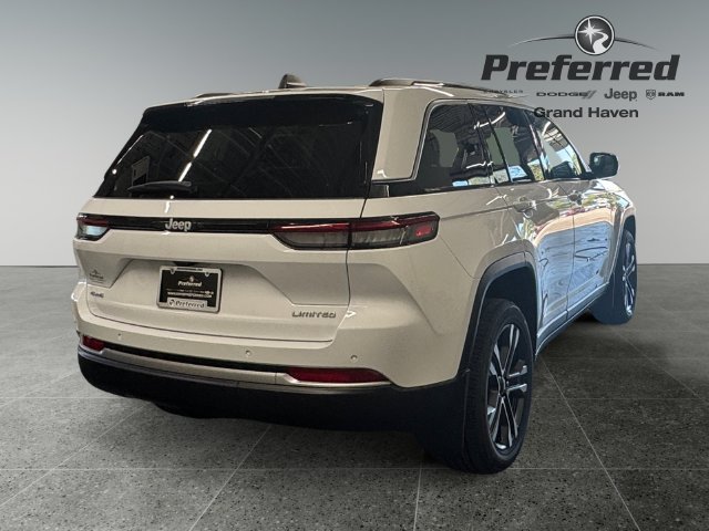 New 2027 Jeep Grand Cherokee Limited AWD/4WD image 21