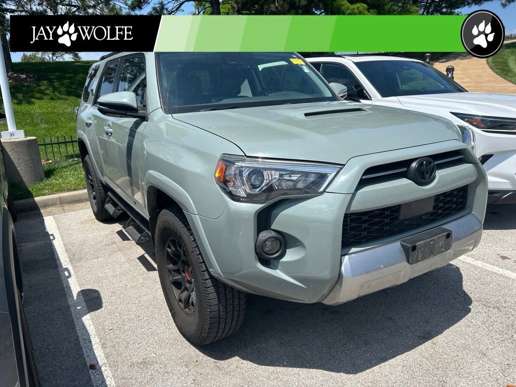 Used 2022 Toyota 4Runner TRD Off-Road Premium w/ TRD Black Wheel Package (TMS) AWD/4WD image 2