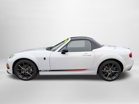 Used 2015 MAZDA MX-5 Miata Club RWD image 15