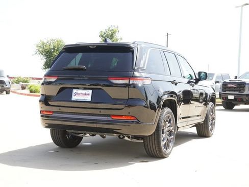 New 2026 Jeep Grand Cherokee Summit w/ Obsidian Package AWD/4WD image 9