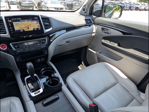 Certified 2019 Honda Ridgeline RTL-E image 9