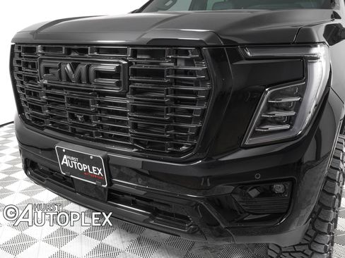 Used 2026 GMC Yukon XL Denali w/ Sun & Power Step Package AWD/4WD image 31