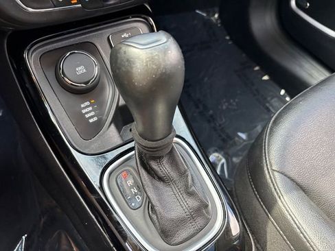 Used 2021 Jeep Compass Latitude w/ Sun and Sound Group image 28