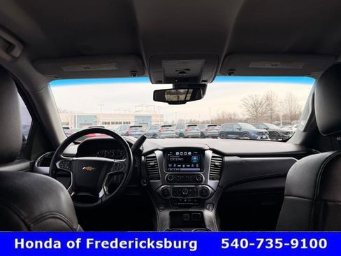 Used 2018 Chevrolet Suburban LT w/ Luxury Package image 50