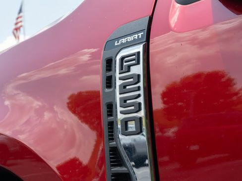 Used 2025 Ford F250 Lariat w/ Lariat Ultimate Package AWD/4WD image 3