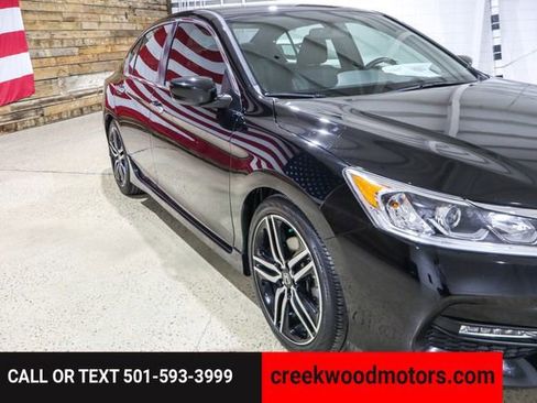 Used 2017 Honda Accord Sport Special Edition image 30