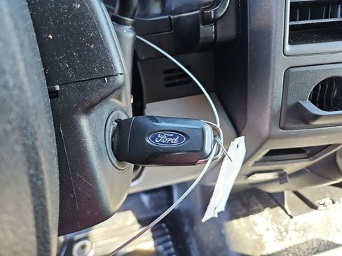 Used 2017 Ford F450 XL w/ Power Equipment Group image 10