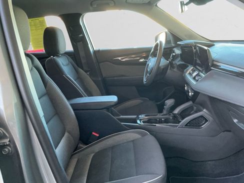 Used 2025 Chevrolet TrailBlazer LT image 15