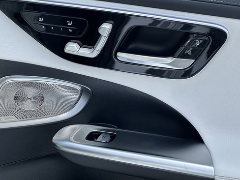 New 2026 Mercedes-Benz C 300 Sedan image 17