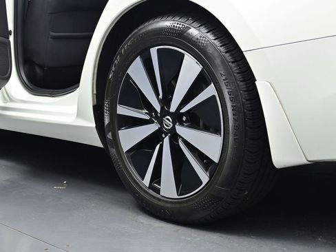 Used 2019 Nissan Altima 2.5 SV image 26