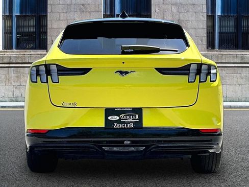 Used 2025 Ford Mustang Mach-E Premium w/ Sport Appearance Package AWD/4WD image 4