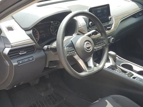 Certified 2024 Nissan Altima 2.5 SV AWD/4WD image 7