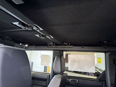 New 2025 Ford Bronco Outer Banks image 22