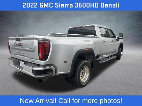 Used 2022 GMC Sierra 3500 Denali AWD/4WD image 3