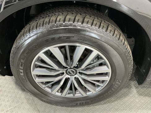 Used 2024 Nissan Armada SL w/ Captain's Chairs Package image 36