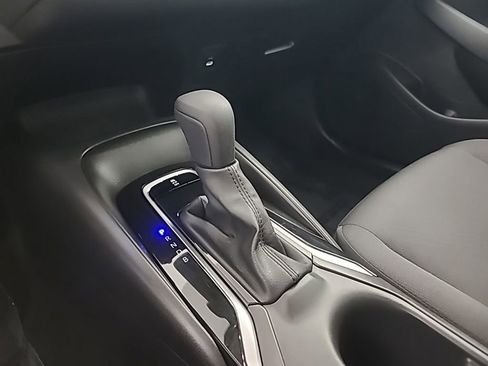 Used 2025 Toyota Corolla LE image 35