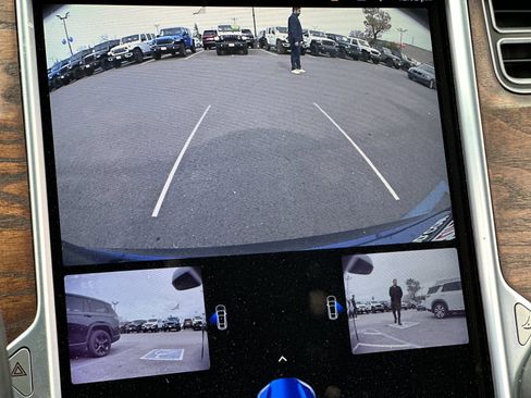 Used 2017 Tesla Model S 75 image 19