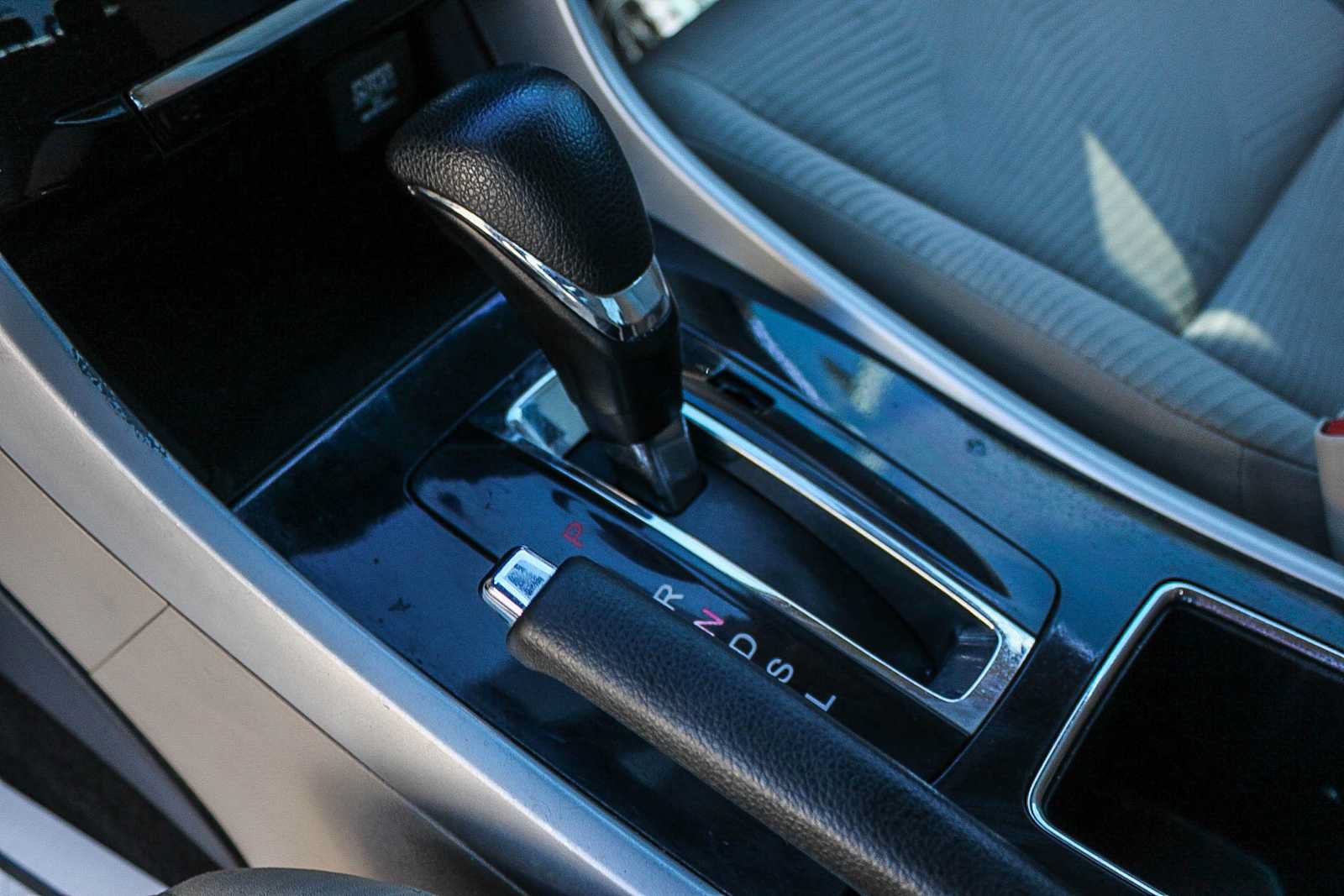 Certified 2017 Honda Accord LX image 17
