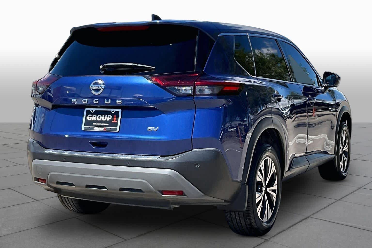 Used 2021 Nissan Rogue SV FWD image 13