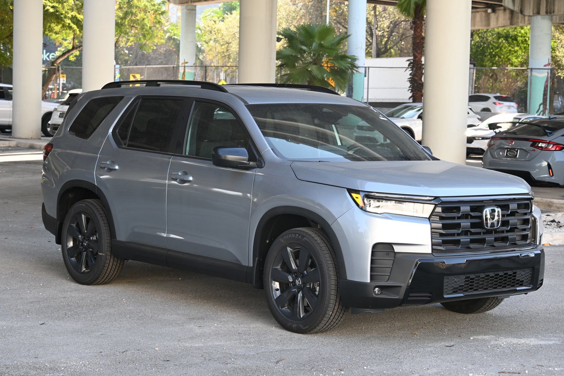 New 2026 Honda Pilot Sport image 3