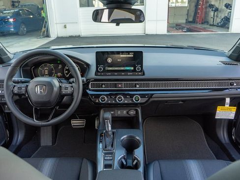 New 2026 Honda Civic Sport image 17