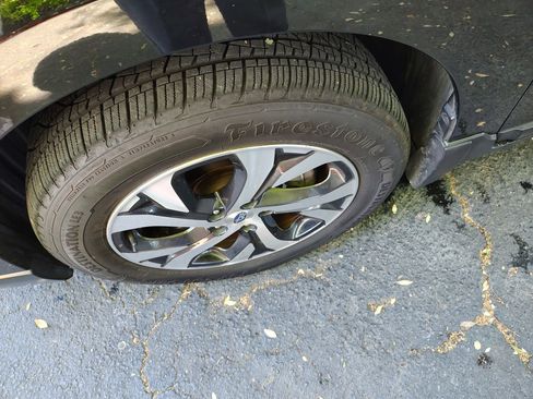 Used 2019 Subaru Outback 3.6R Limited w/ Popular Package #2 image 4