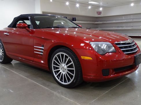 Used 2007 Chrysler Crossfire Convertible w/ Special Edition Group RWD image 21
