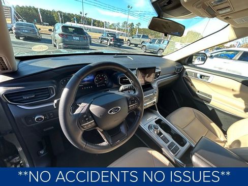 Used 2020 Ford Explorer XLT w/ Equipment Group 202A image 2