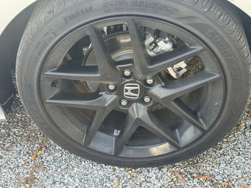 Used 2025 Honda Civic Sport image 15