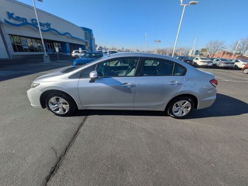 Used 2013 Honda Civic LX image 9