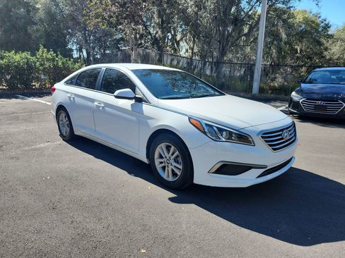 Used 2017 Hyundai Sonata SE image 7