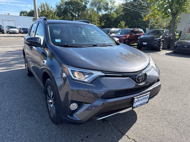 Used 2018 Toyota RAV4 XLE w/ Plus Extra Value Package AWD/4WD image 4