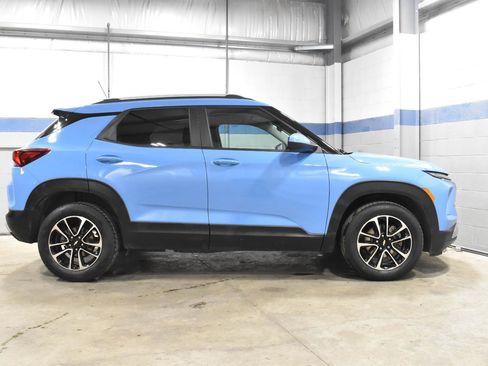 Used 2024 Chevrolet TrailBlazer LT w/ Driver Confidence Package FWD image 26