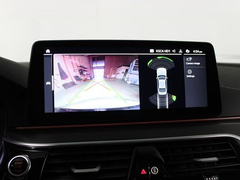 Used 2023 BMW 540i w/ Executive Package image 13