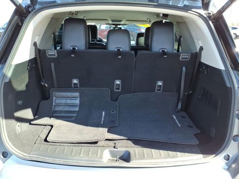 Certified 2023 Nissan Pathfinder SL image 9