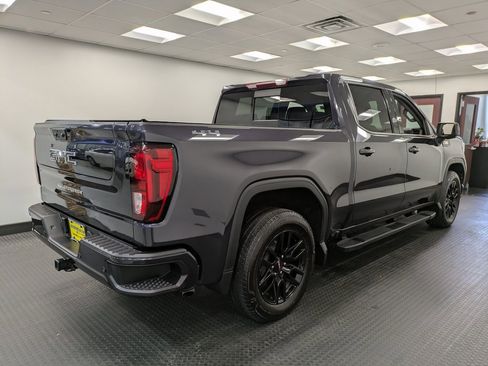 Used 2022 GMC Sierra 1500 Elevation w/ Preferred Package image 4