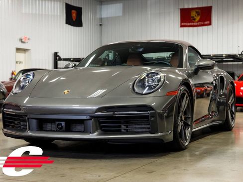 Used 2024 Porsche 911 Cabriolet AWD/4WD image 7