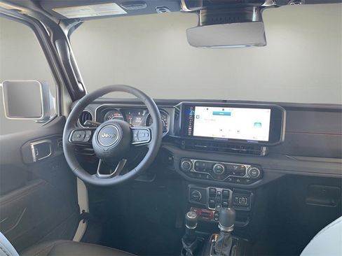 New 2025 Jeep Wrangler Unlimited Rubicon image 29