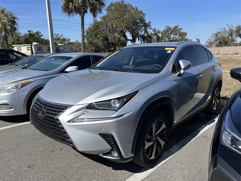 Used 2019 Lexus NX 300 FWD image 9