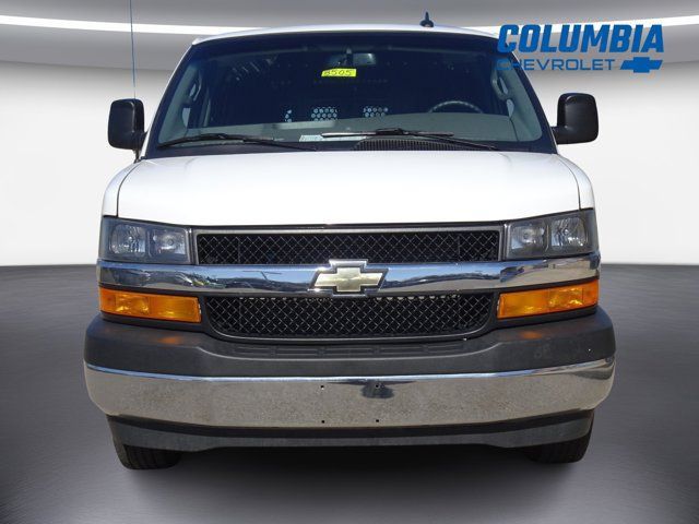 Used 2024 Chevrolet Express 2500 w/ Driver Convenience Package RWD image 7