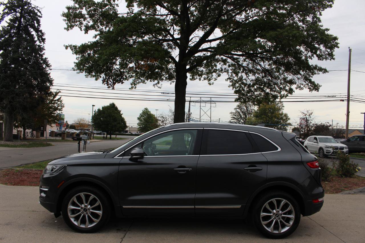 Used 2018 Lincoln MKC Select w/ Lincoln MKC Climate Package AWD/4WD image 5